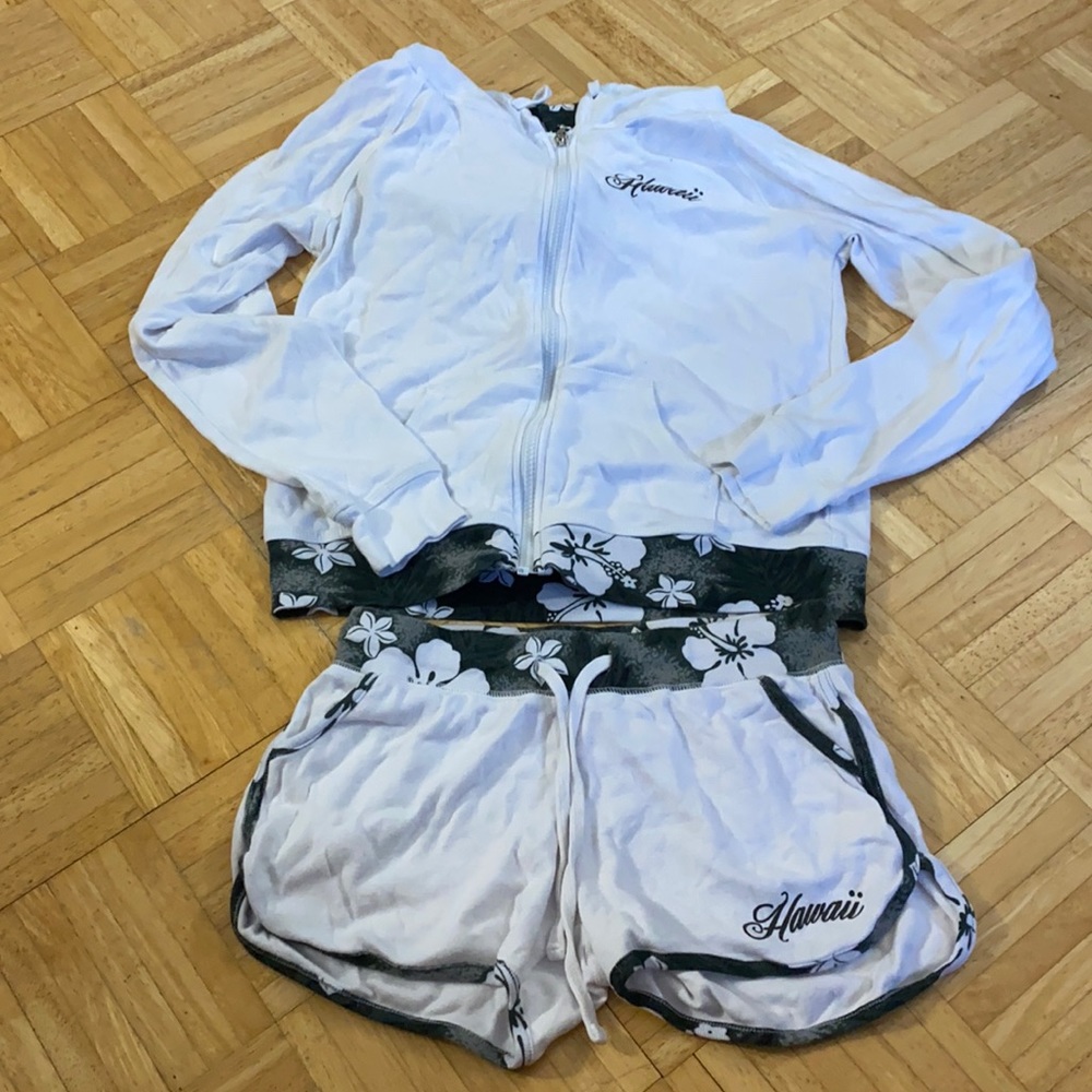 HAWAII SET shorts and long sleeve